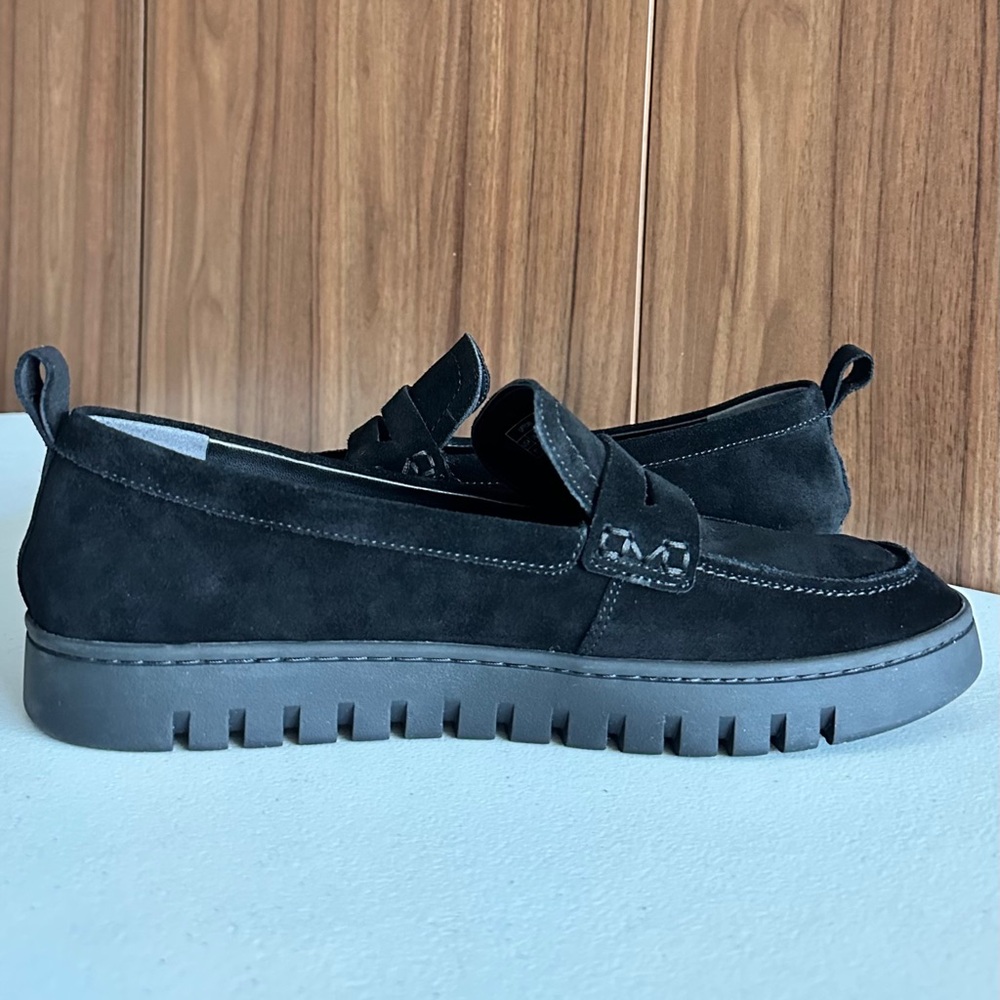 Vionic Uptown Loafer - black suede Size 11 - Picture 7 of 15